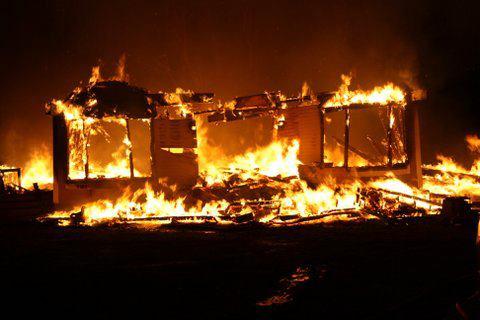 Structure Fire on North Quaker Hill Road 12-23-12
Photos taken by PFD Photographer, Mrs. Sharon Boo 